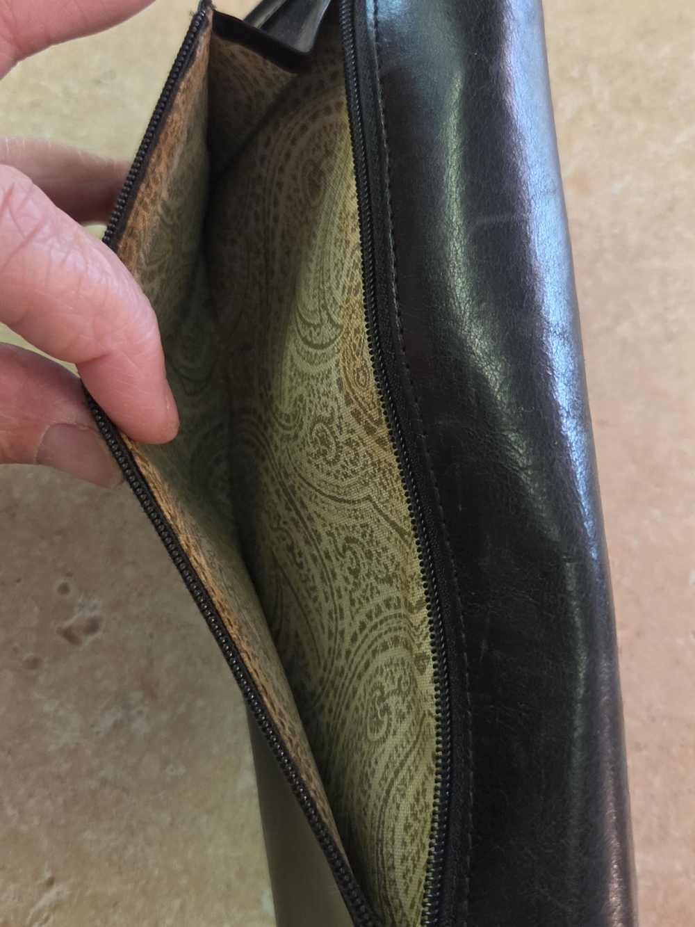 Vintage Hobo Wallet - Picture 5 of 11